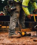 Men's Targhee IV Waterproof Work Boot (Carbon Toe)  |  Dark Earth/Black