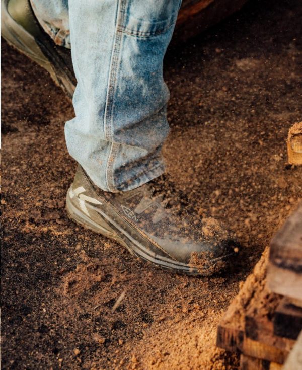 Men's Targhee Blur Waterproof Work Boot (Carbon Toe)  |  Forest Night/Black