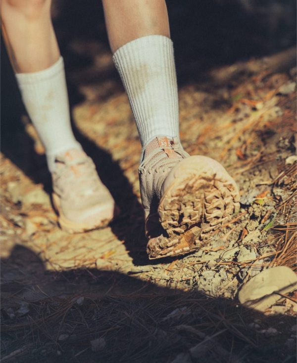 Women's Targhee Apex Waterproof Hiking Shoe | Cameo Rose/Peach Fuzz