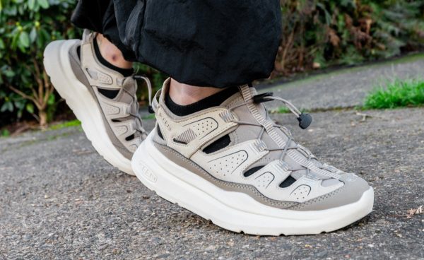 Women's WK450 Walking Sandal | Plaza Taupe/Black