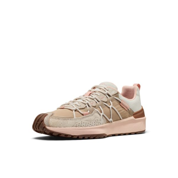 Women's UNEEK Trekker Sneaker | Plaza Taupe/Cameo Rose