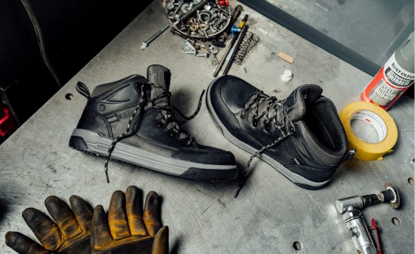 Men's Gibson Hiker Work Boot (Carbon Toe) | Black/Magnet
