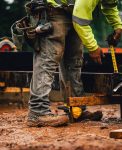 Men's Targhee IV Waterproof Work Boot (Carbon Toe)  |  Dark Earth/Black