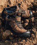 Men's Targhee IV Waterproof Work Shoe (Carbon Toe) | Dark Earth/Black