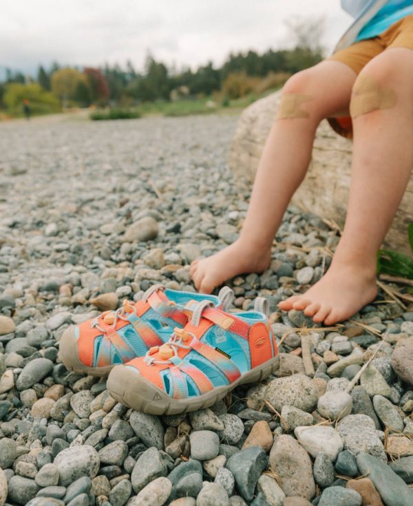 Big Kids' Seacamp II CNX | Coronet Blue/Hot Pink